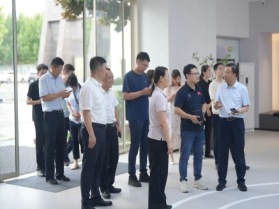 綠色建材產(chǎn)業(yè)鏈融鏈固鏈再發(fā)力！哈工大王代玉教授一行蒞臨天意機械、卓越精工考察調(diào)研